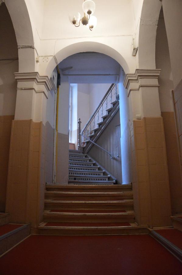 Ada Aparthouse Hostel