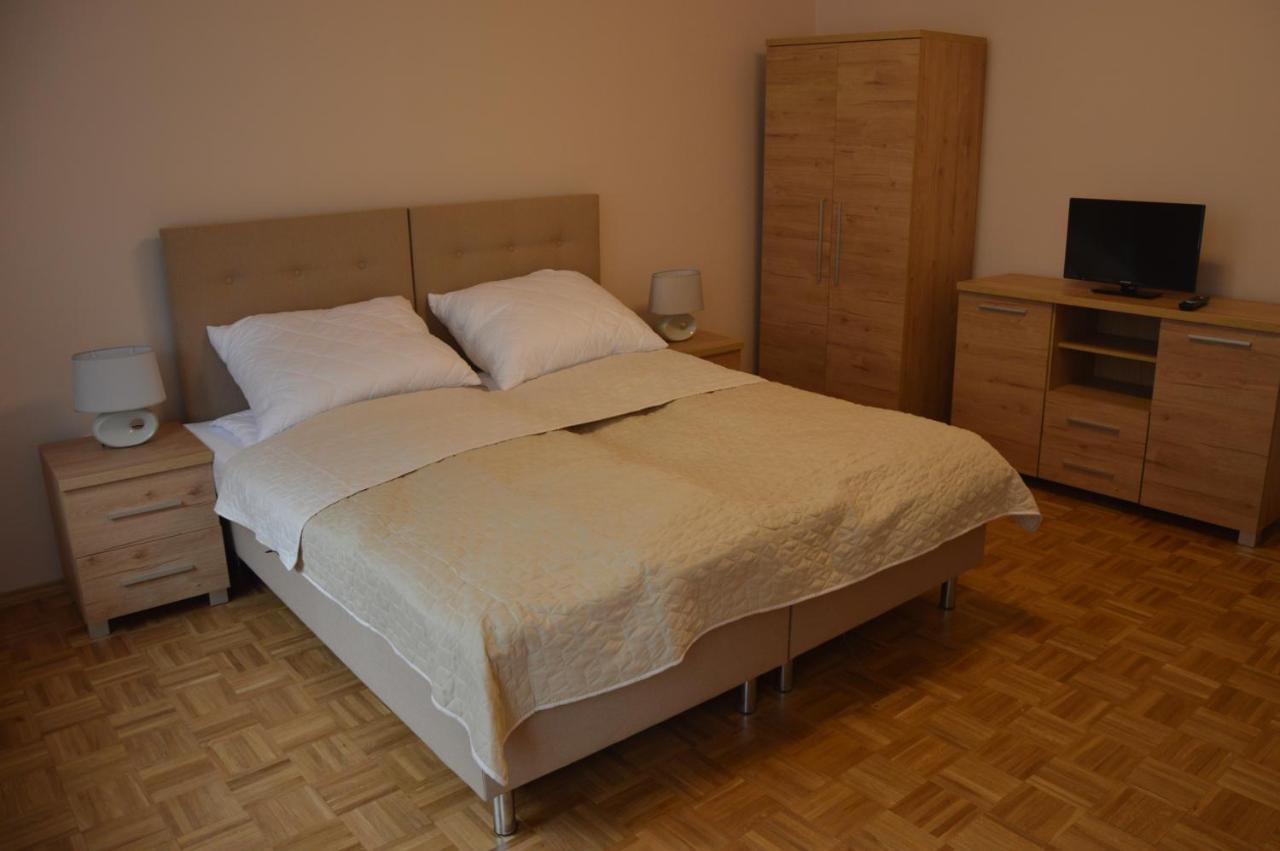 Hostel Ada Aparthouse