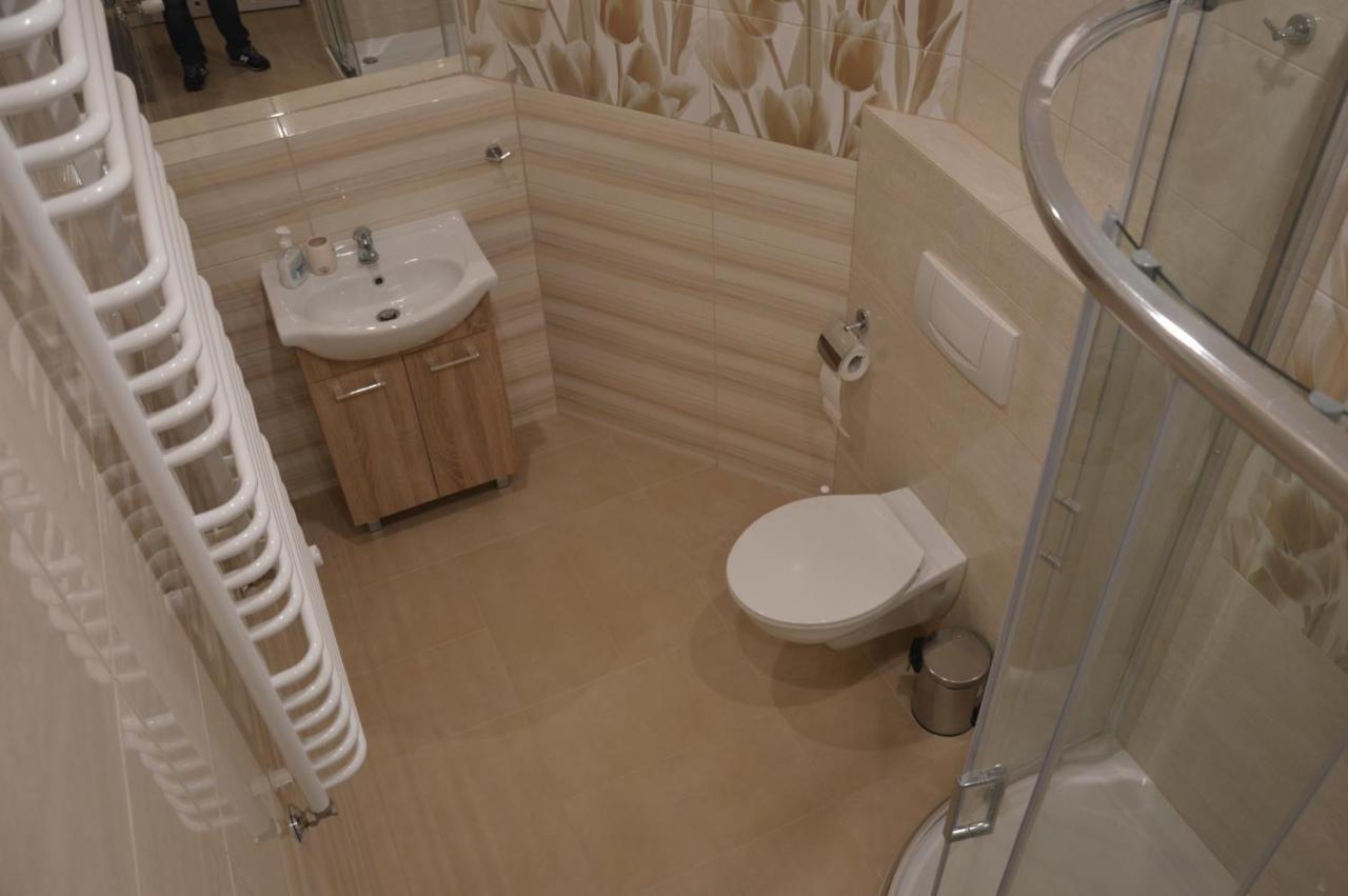 Ada Aparthouse Hostel Breslau